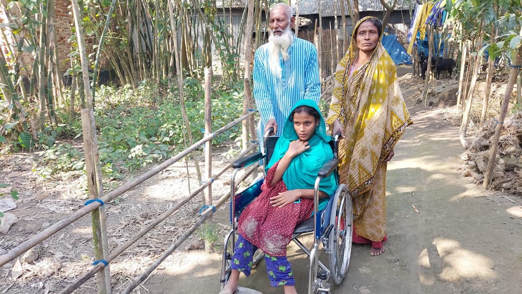 স্কুলে যেতে আর হামাগুড়ি দিতে হবে না ববিতাকে