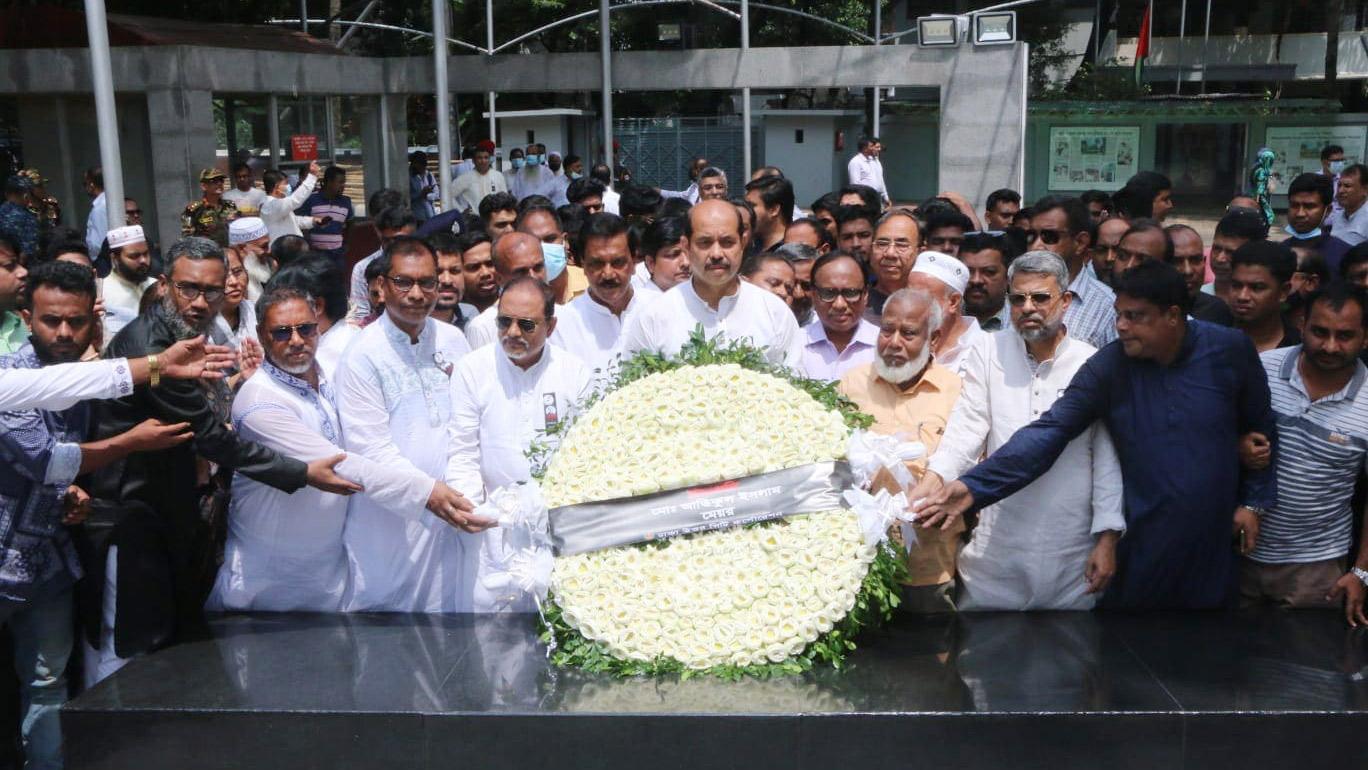 বঙ্গবন্ধুর আদর্শকে শুধু মুখে নয়, বুকে ধারণ করতে হবে