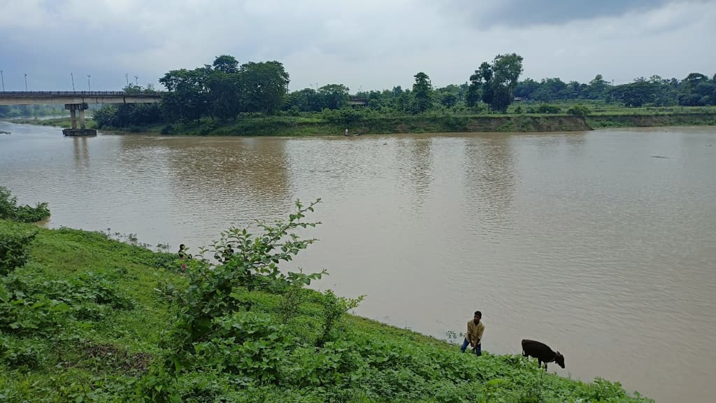 নিখোঁজের ২৪ ঘণ্টা পর নদীতে ভেসে উঠল নারীর মরদেহ