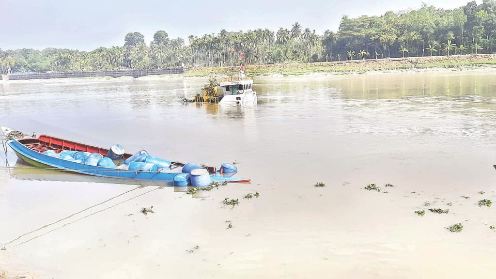 উদ্ধার হয়নি ৫ দিনেও