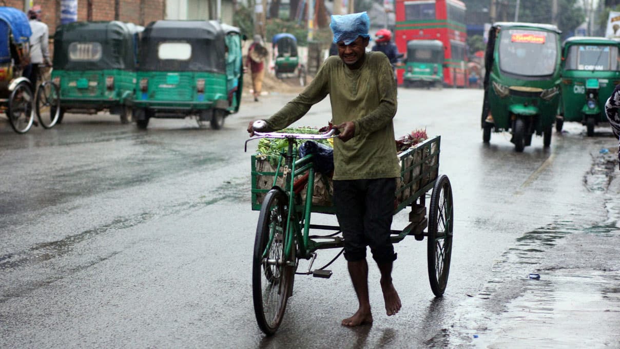 বৃষ্টি থাকবে আরও দুই দিন