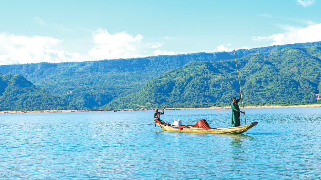 মহাসংকটে টাঙ্গুয়ার হাওর