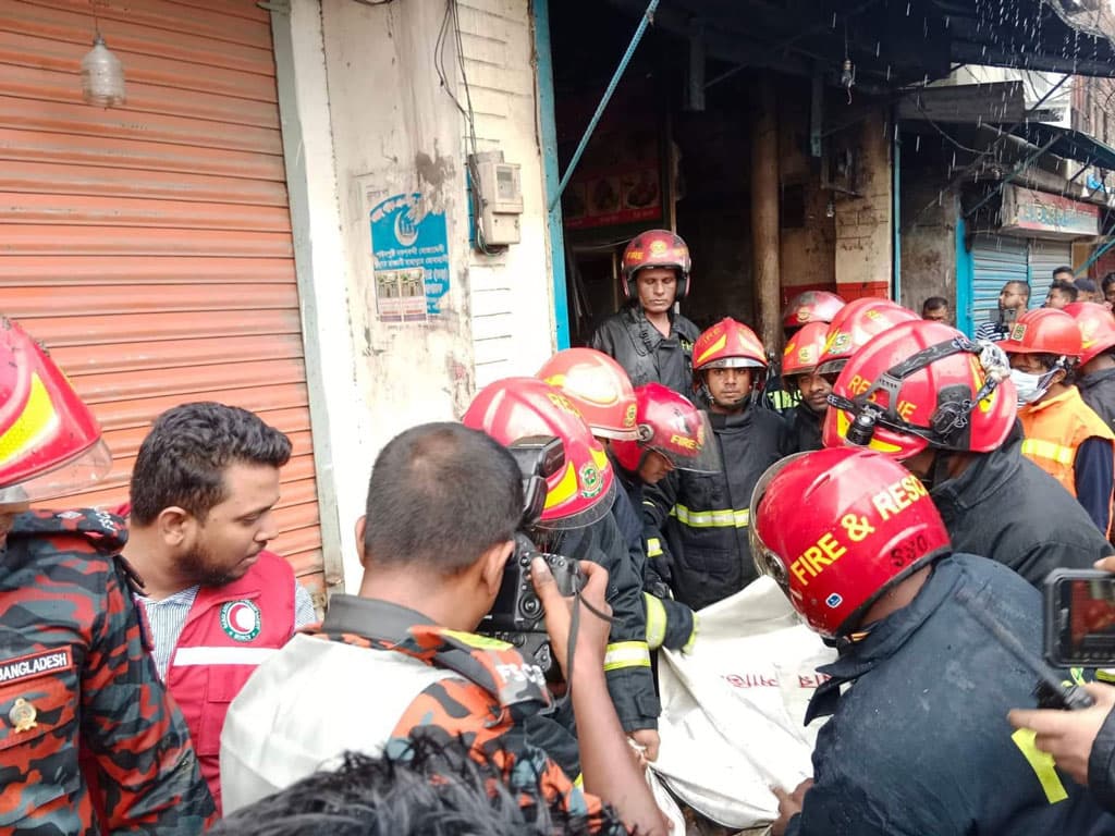 তদন্ত প্রতিবেদন পেলে ব্যবস্থা: জেলা প্রশাসক