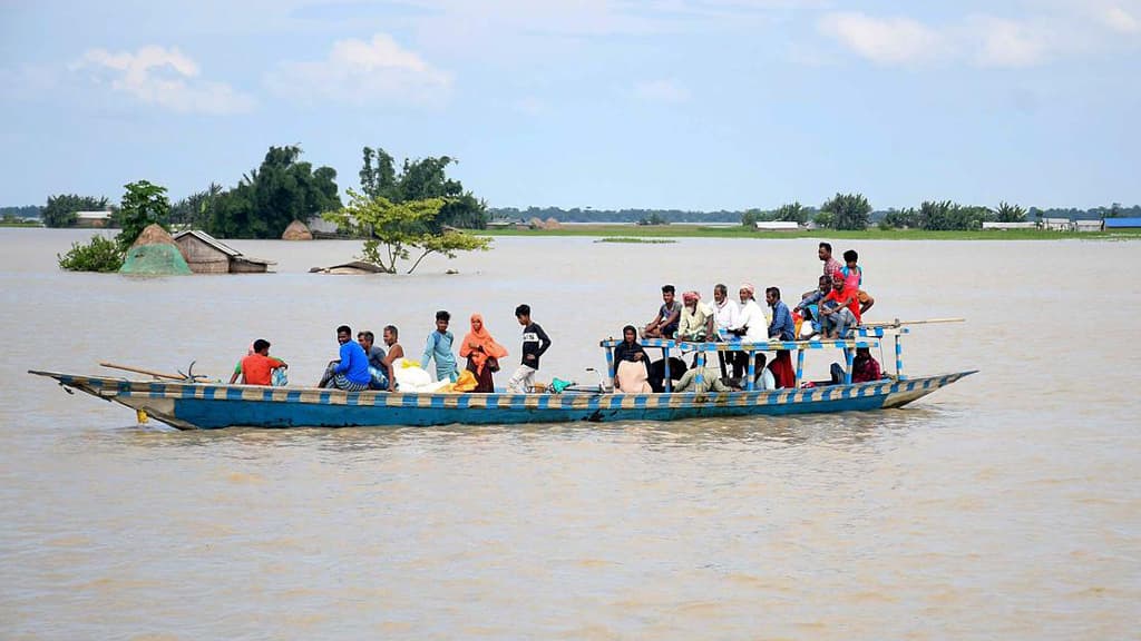 আসামে ব্রহ্মপুত্রের রুদ্রমূর্তিতে বন্যা পরিস্থিতির অবনতি, নিহত বেড়ে ৪৬ 