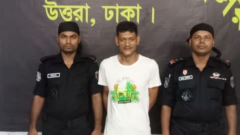 নতুন সোফায় লুকানো ফেনসিডিলের চালান, কারবারি গ্রেপ্তার