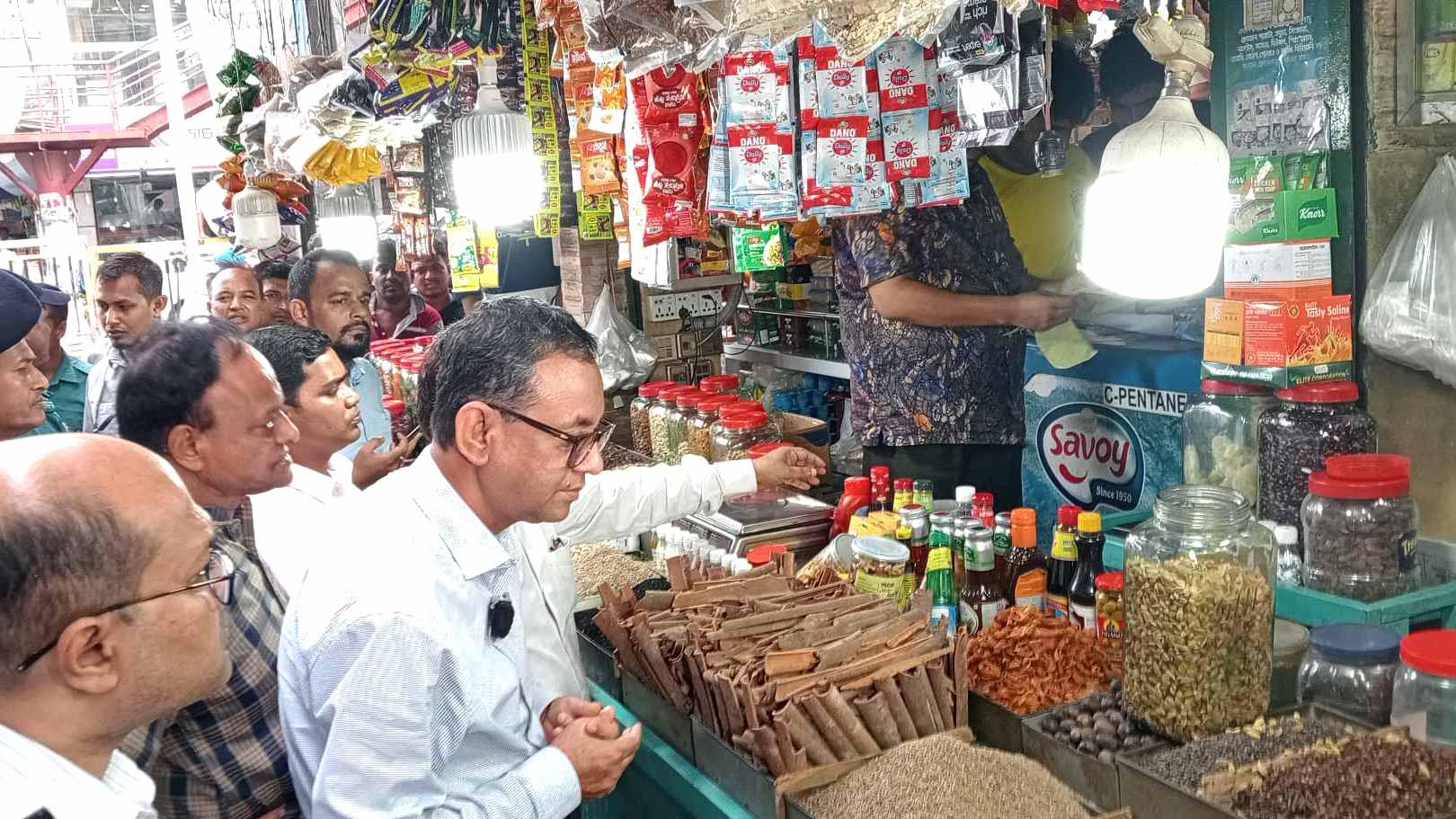 অনুমোদনহীন খাদ্যদ্রব্য উৎপাদনকারী প্রতিষ্ঠান বন্ধ করা হবে: ভোক্তার ডিজি