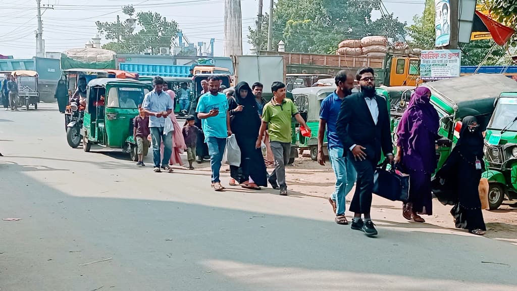 সীমানা নিয়ে দ্বন্দ্ব, ৭ দিন  দুর্ভোগে অটোর যাত্রীরা