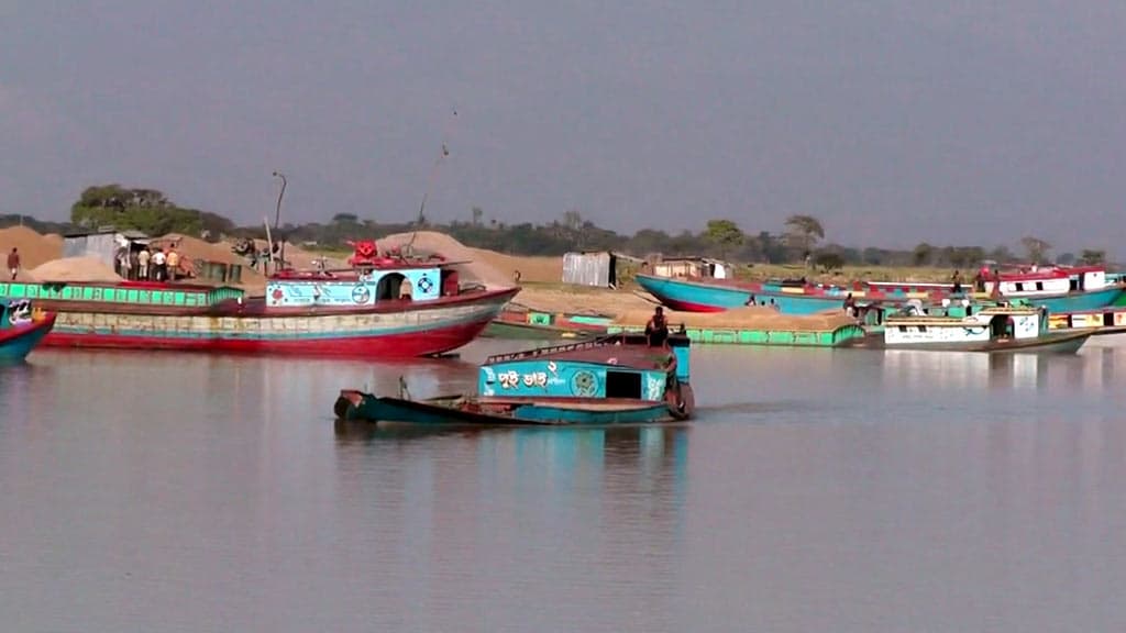 তাহিরপুরে নৌ ধর্মঘট প্রত্যাহার, ৮ দিন পর কয়লা ও চুনাপাথর পরিবহন শুরু