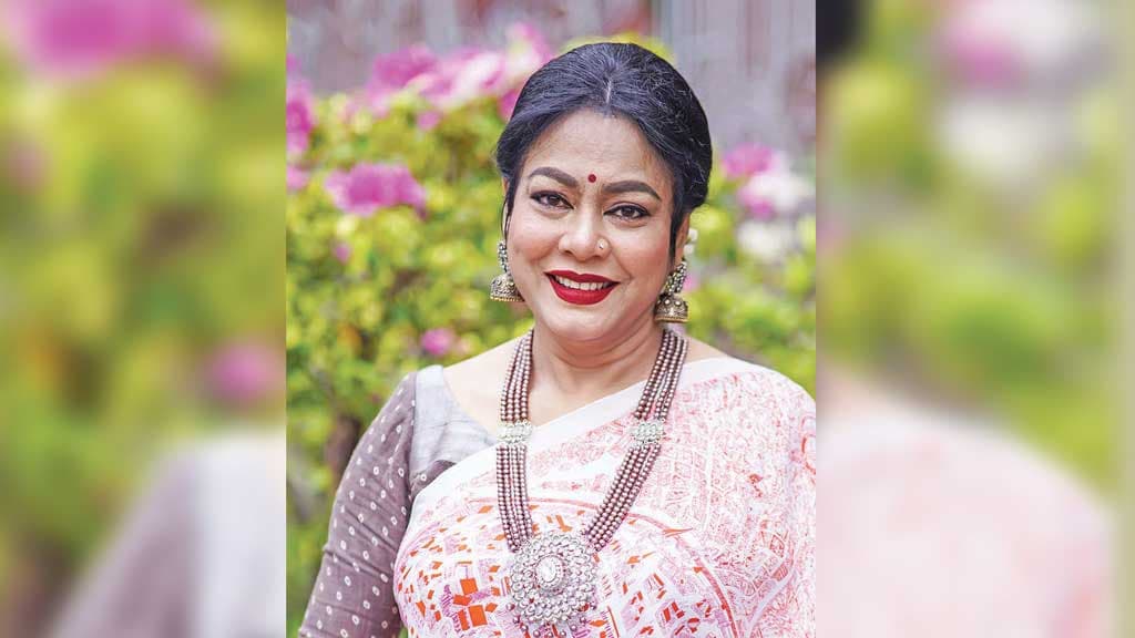 নজরুলসংগীত নিয়ে ভারত ও কানাডা যাচ্ছেন ফেরদৌস আরা