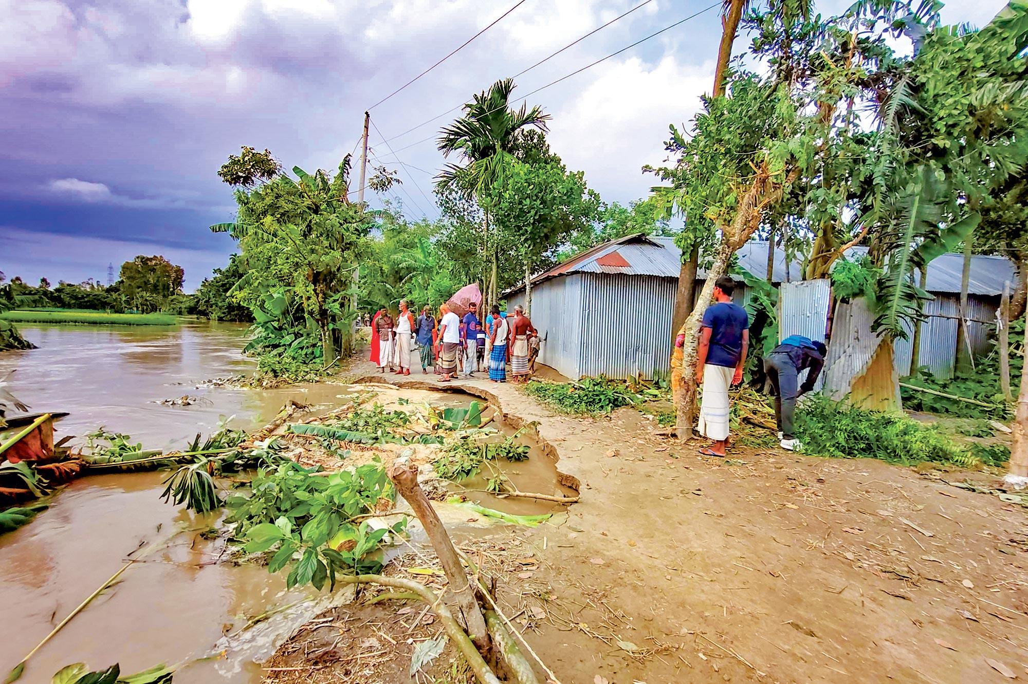 তিস্তা, ধরলা ও ব্রহ্মপুত্রের পানি বৃদ্ধি অব্যাহত, নিম্নাঞ্চলে ঢুকছে পানি