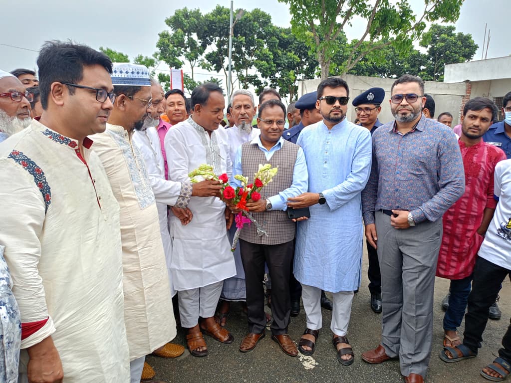 বিরল স্থলবন্দর পরিদর্শন করলেন ভারতীয় সহকারী হাইকমিশার