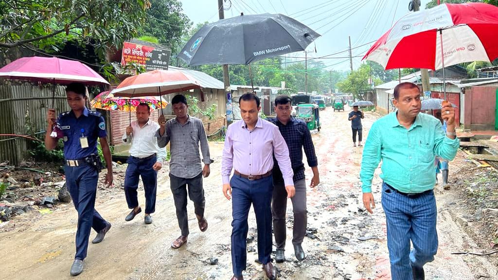 নিরাপদ আশ্রয়ে যেতে অনীহা