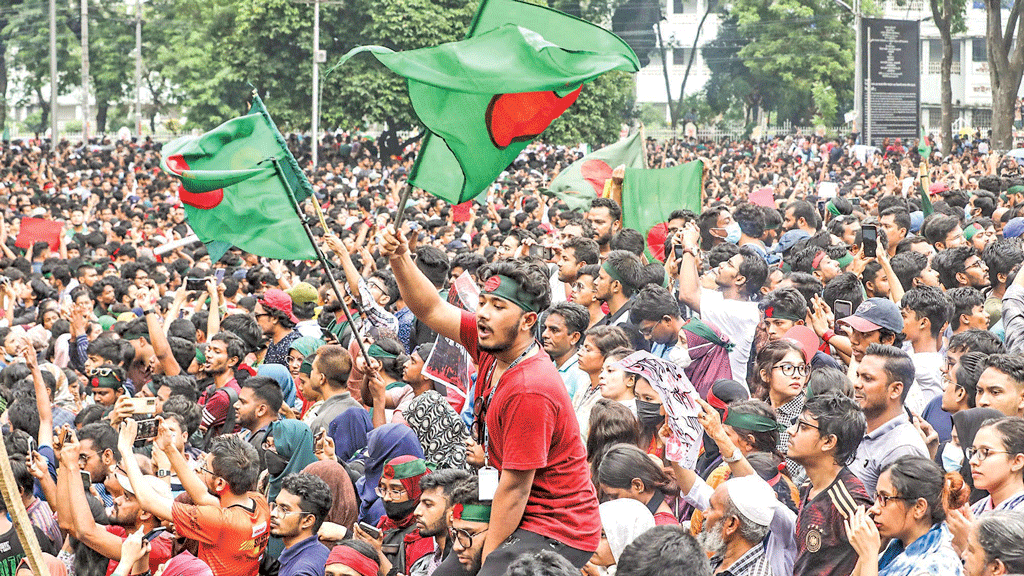 এই বেলা থেকে বাঁধনটাতে দাও মন