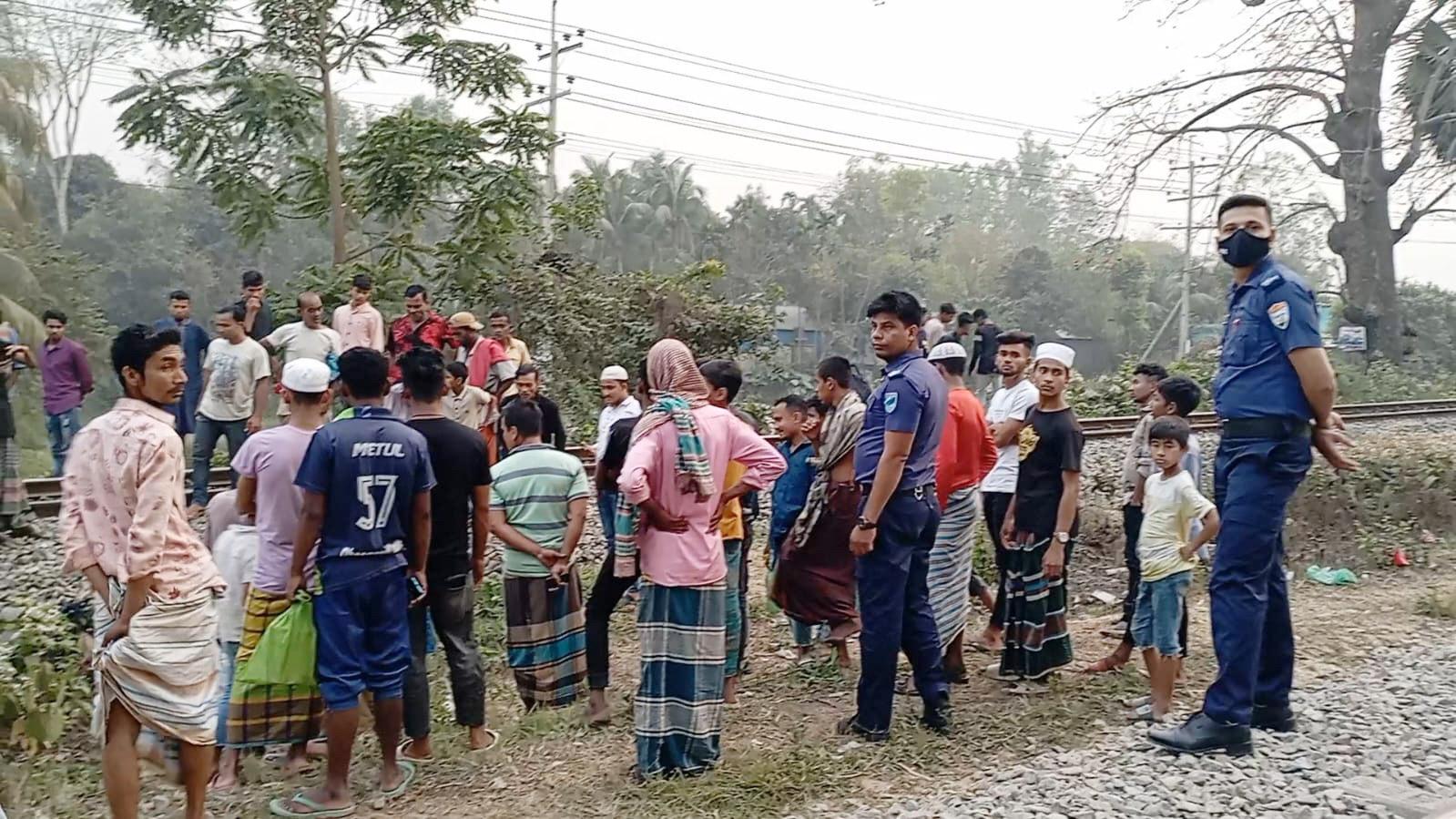 রায়পুরায় ট্রেনে কাটা পড়ে অজ্ঞাত ব্যক্তি নিহত