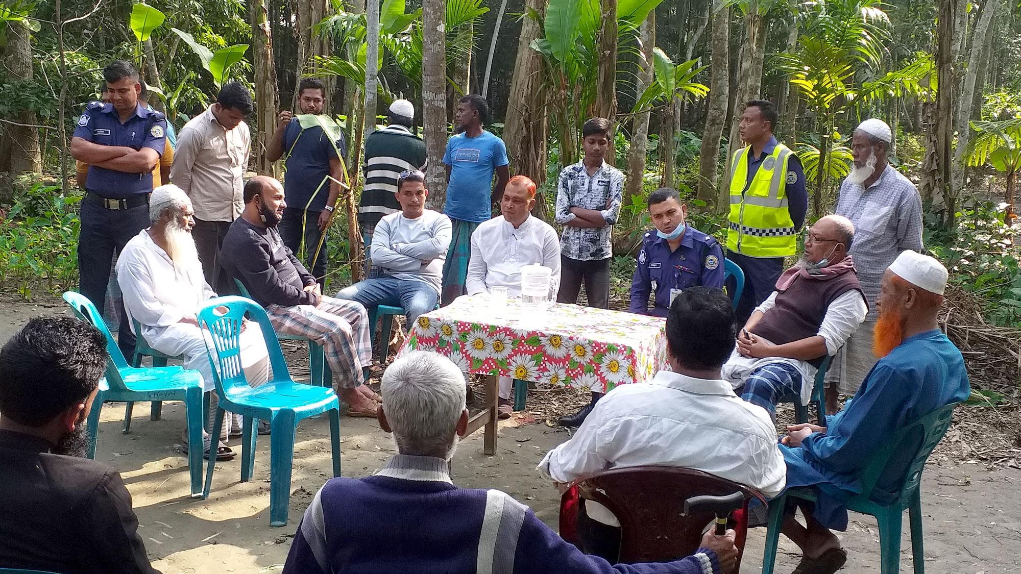 দীর্ঘ বছরের বিরোধ নিরসন করলেন হিজলার ওসি ও ইউপি চেয়ারম্যান