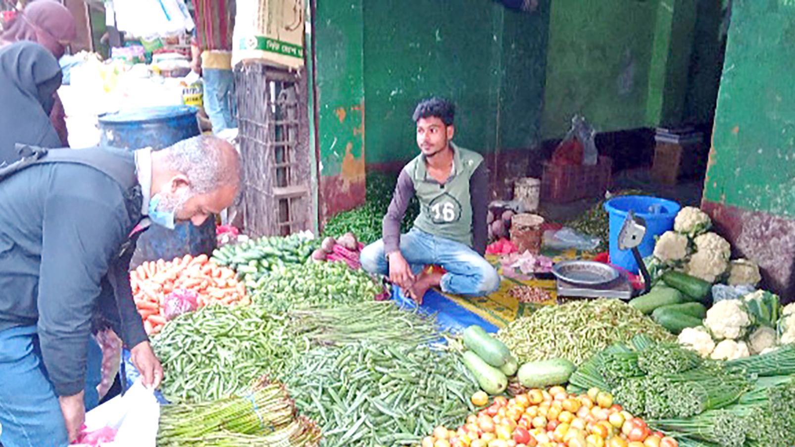 মানুষের কষ্ট আরও বাড়িয়েছে সবজির দামের ঊর্ধ্বগতি