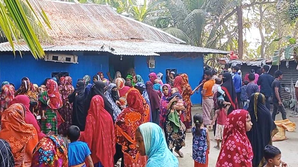 লক্ষ্মীপুরে গোয়ালঘর থেকে গৃহবধূর মরদেহ উদ্ধার