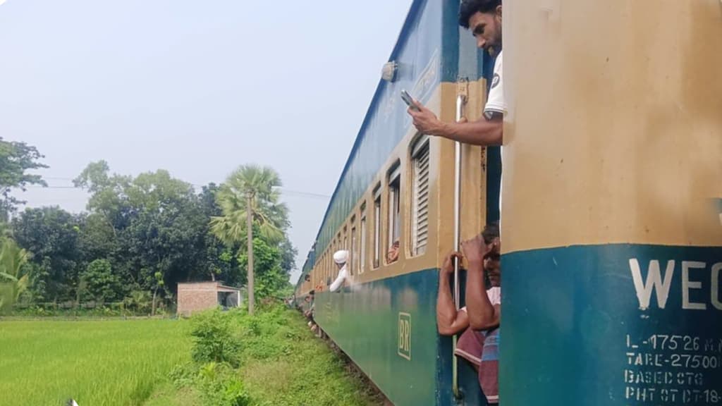 হাওর এক্সপ্রেসের ইঞ্জিন বিকল, সোয়া ঘণ্টা পর ঢাকা-ময়মনসিংহ রেলযোগাযোগ স্বাভাবিক