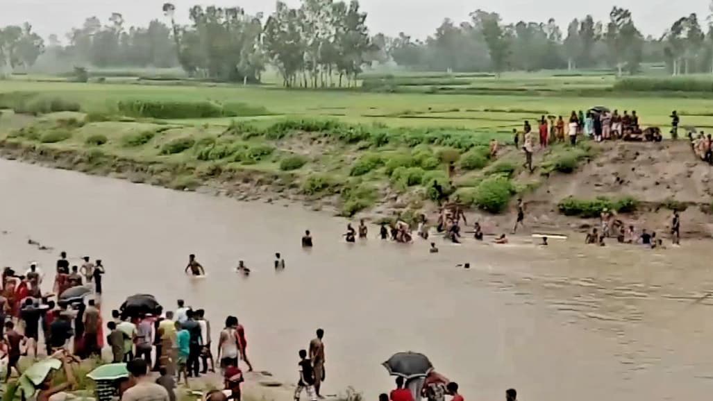 পলাশবাড়ীতে নদীতে নিখোঁজের ৩ ঘণ্টা পর স্কুলছাত্রের মরদেহ উদ্ধার