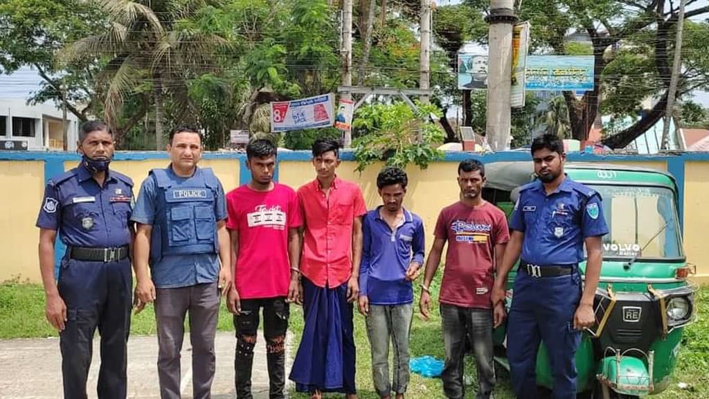 সংঘর্ষে আহত যুবকের মৃত্যু, চারজন গ্রেপ্তার