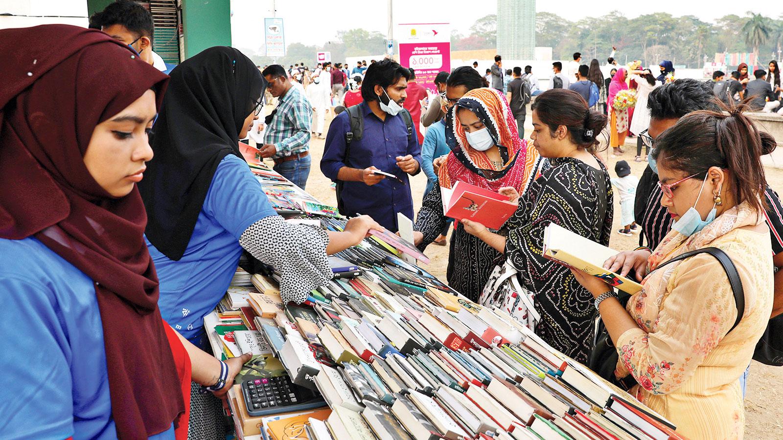 দাবির মুখে মেয়াদ বাড়ল