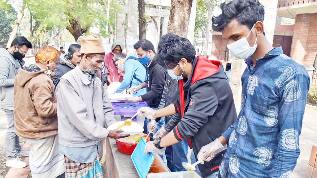 ১৫ টাকায় ভরপেট খাবার