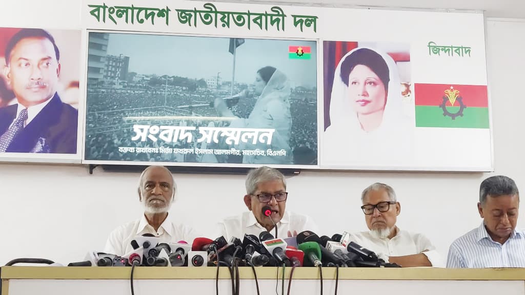 নির্বাচনকালীন সরকার ছাড়া আর কোনো বিষয়ে আলোচনা হতে পারে না: ফখরুল