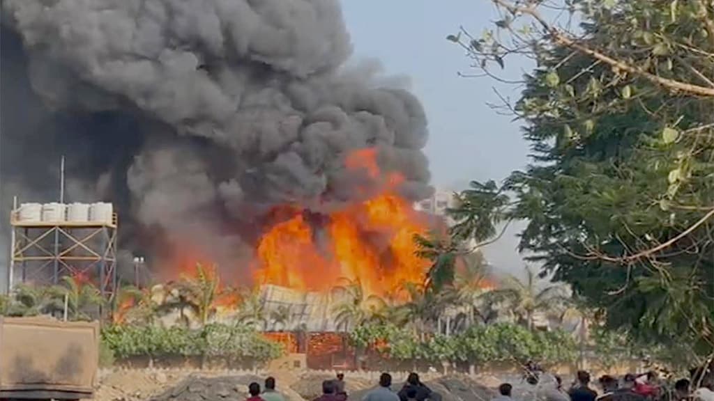 গুজরাটে গেমিং জোনে আগুন, ২০ জনের লাশ উদ্ধার 