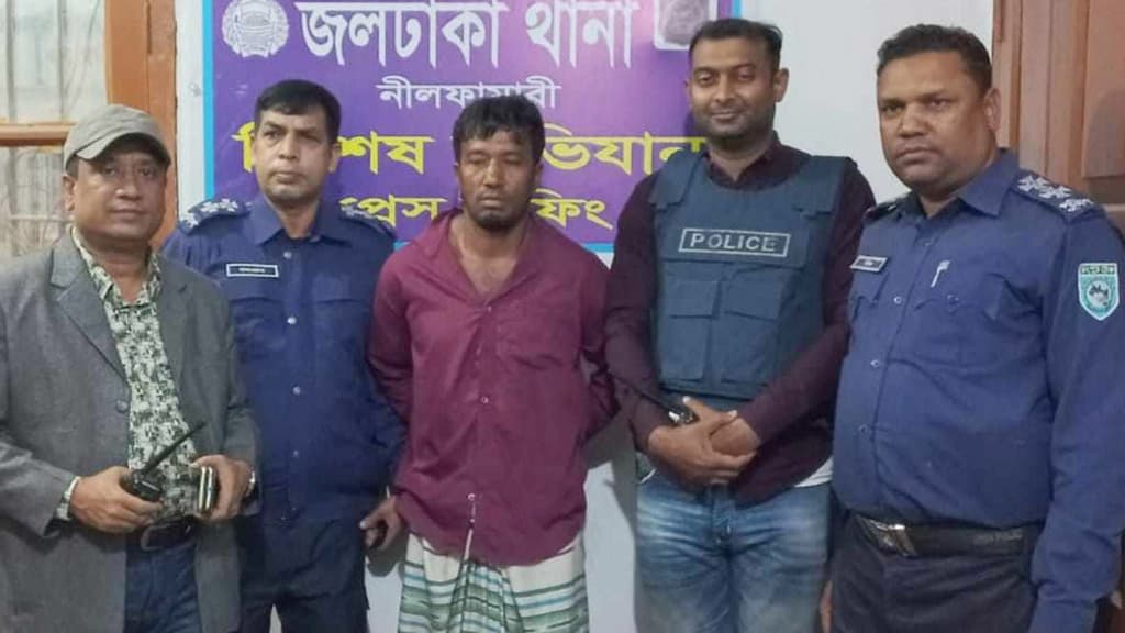 নীলফামারীতে বাবাকে হত্যার অভিযোগে ছেলে গ্রেপ্তার