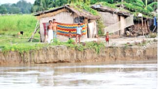 ব্রহ্মপুত্রে বিলীন আদিবাসীদের স্বপ্ন