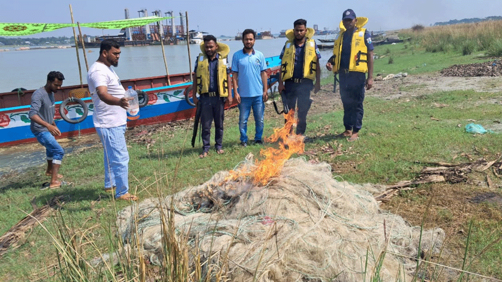 শিবচরের ৪৯ হাজার মিটার জাল ধ্বংস