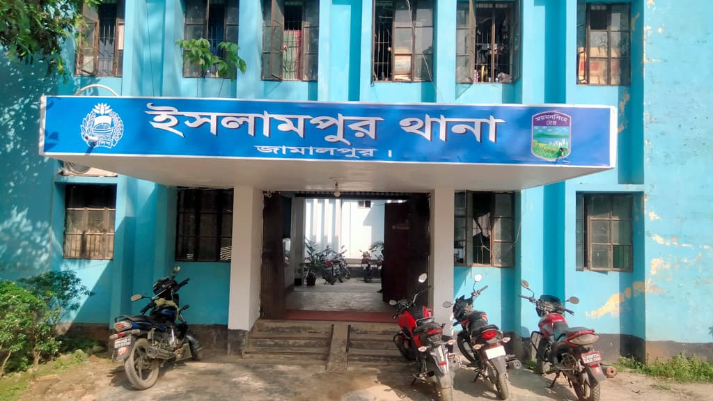 প্রবাসীর কিশোরী কন্যাকে অপহরণ: যুব মহিলা লীগ নেত্রী আত্মগোপনে, মা জেলহাজতে