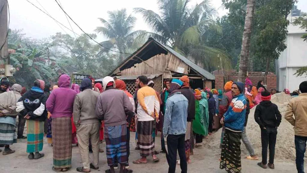 জীবননগরে রাইস মিলের ফিতায় জড়িয়ে বৃদ্ধার মৃত্যু