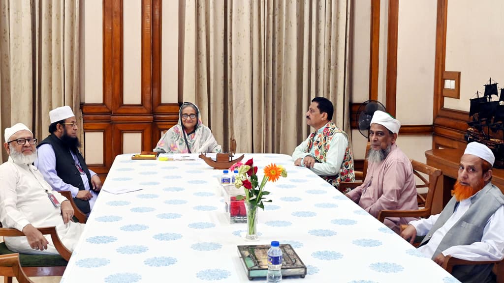 প্রধানমন্ত্রীর সঙ্গে সাক্ষাৎ করে ‍নির্বাচনে অংশগ্রহণের কথা জানাল দুই ইসলামী দল