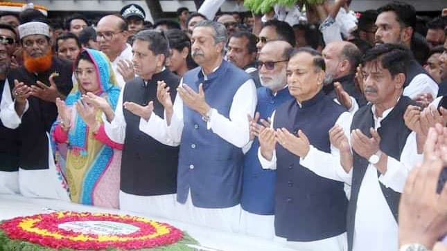 বরিশালে সিটি মেয়র খোকন অনুসারী দুই পক্ষের সংঘর্ষে আহত ৭