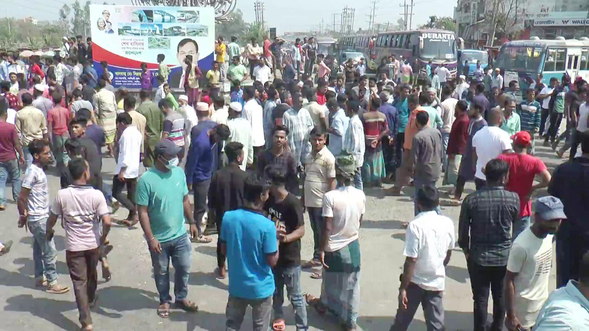 শিবপুরে চেয়ারম্যানকে গুলি: ৫ ঘণ্টা অবস্থানের পর বিচারের আশ্বাসে সড়ক ছাড়ল সমর্থকেরা 