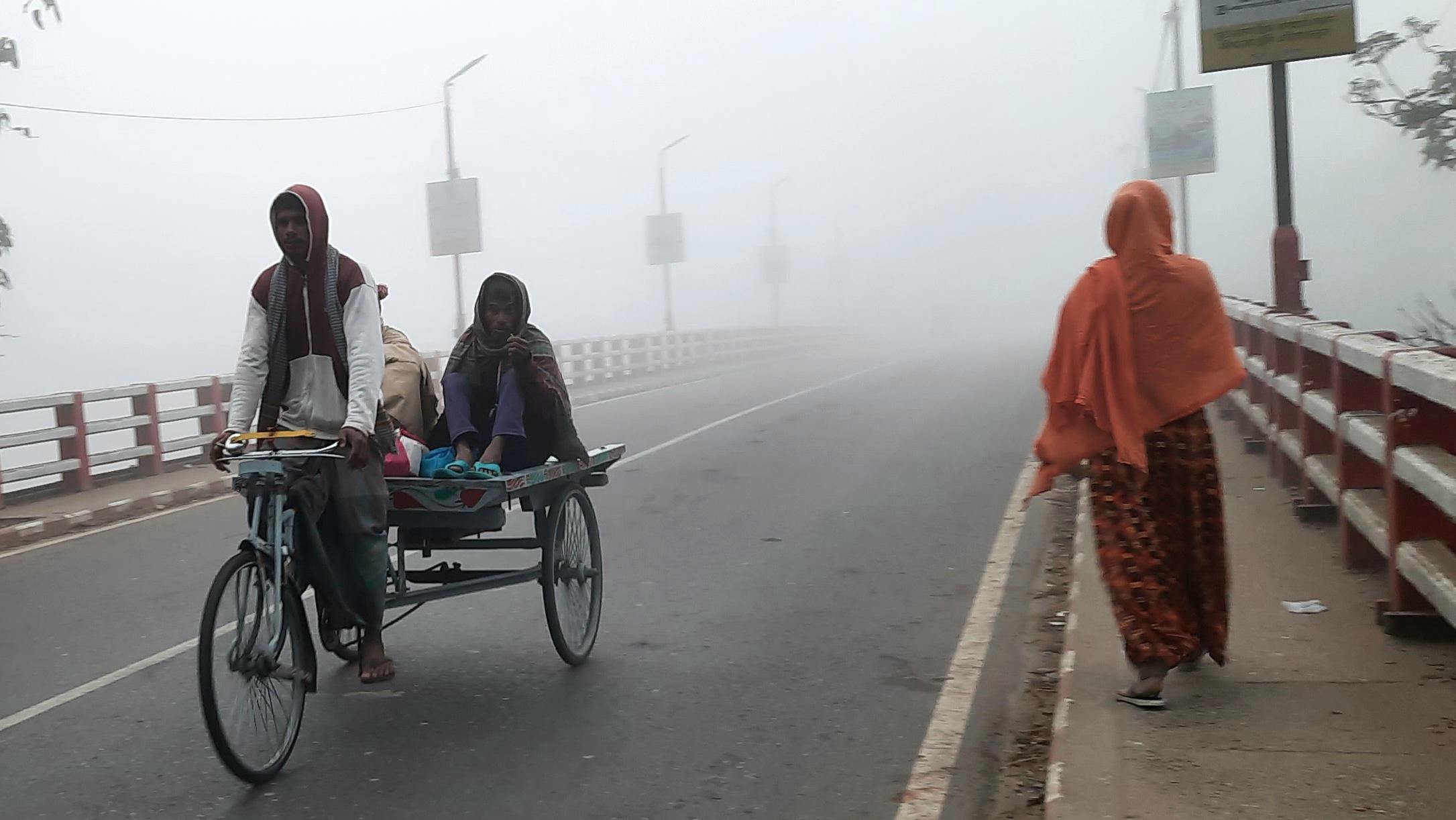 পৌষে কাবু নিম্ন আয়ের মানুষ