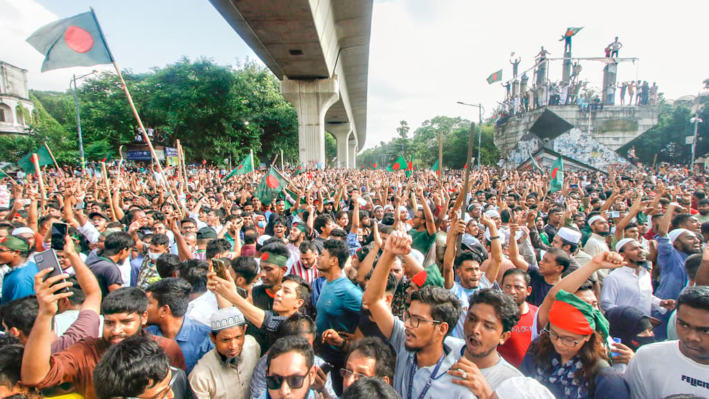 আগামীর অনেক কিছুই পরিষ্কার নয়