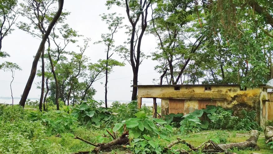 অবকাঠামোর অভাবে ধুঁকছে ষাটনল পর্যটনকেন্দ্র