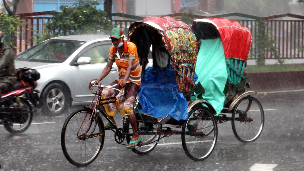 সারা দেশে হতে পারে বজ্রসহ বৃষ্টিপাত