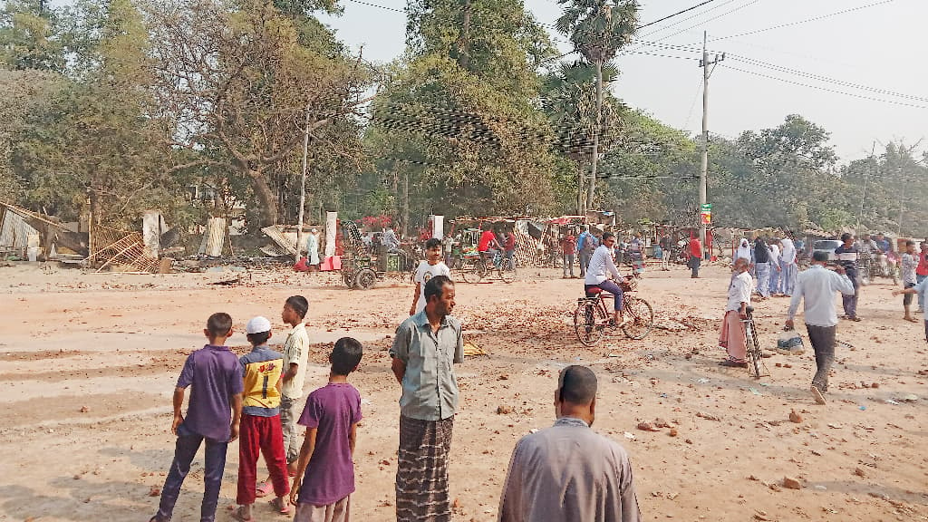 রাবির পরিস্থিতি শান্ত, শিক্ষার্থীদের বিক্ষোভের প্রস্তুতি