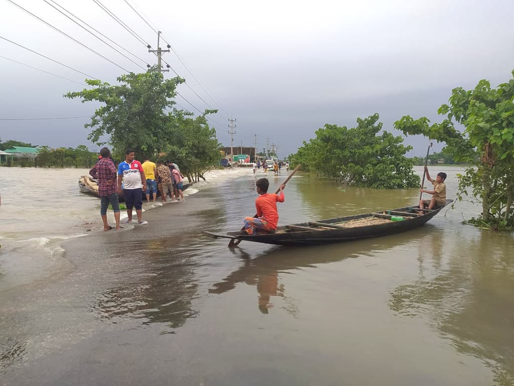 সুনামগঞ্জে বিপৎসীমার ৭০ সেন্টিমিটার ওপরে পানি, বাড়ছে দুর্ভোগ