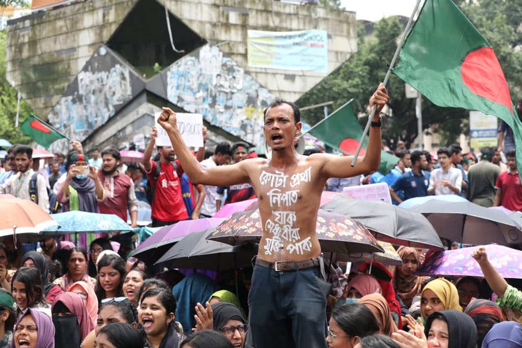 কোটা বিরোধী আন্দোলনে ছাত্রলীগের বাধা, শিক্ষার্থীদের অভিযোগ