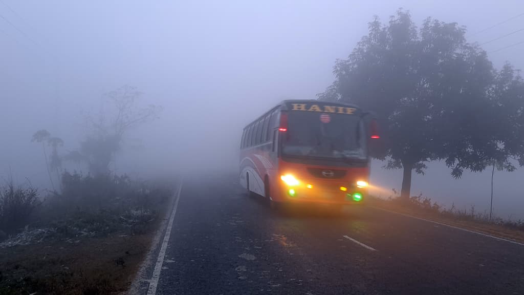 বৃষ্টির পর বেড়ে গেছে শীত