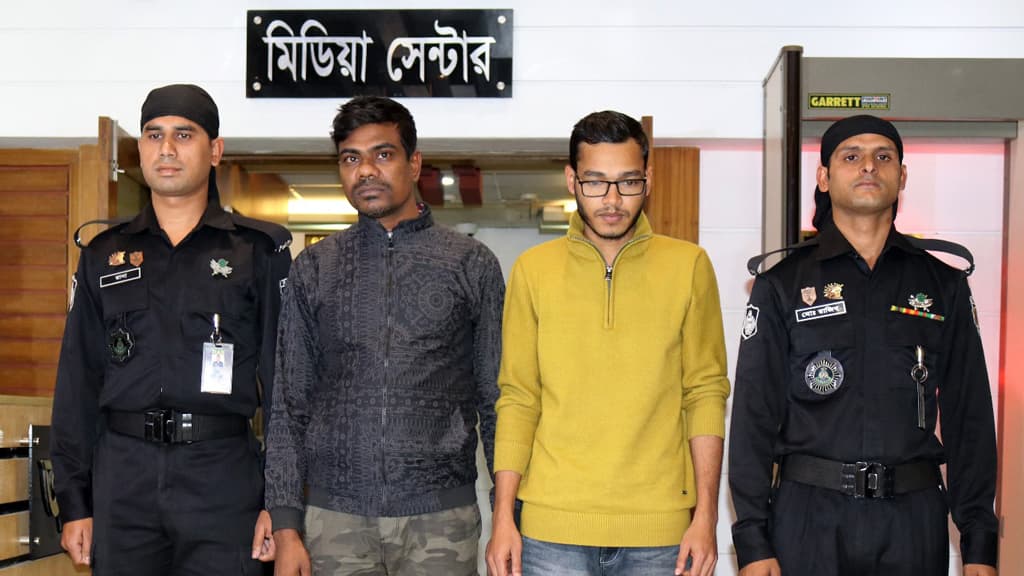 স্বামীকে আটকে নারীকে ধর্ষণ: মামুনের ইয়াবা বিক্রির হটজোন জাবি ক্যাম্পাস