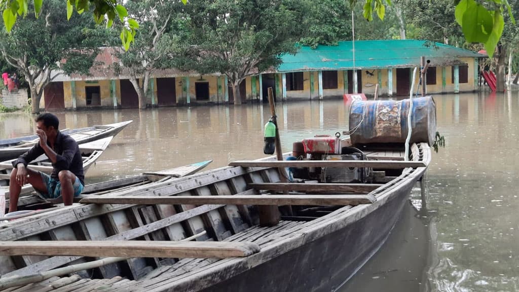 এখনো ২০ পয়েন্টে নদ-নদীর পানি বিপৎসীমার ওপর, উত্তরে বন্যা পরিস্থিতি