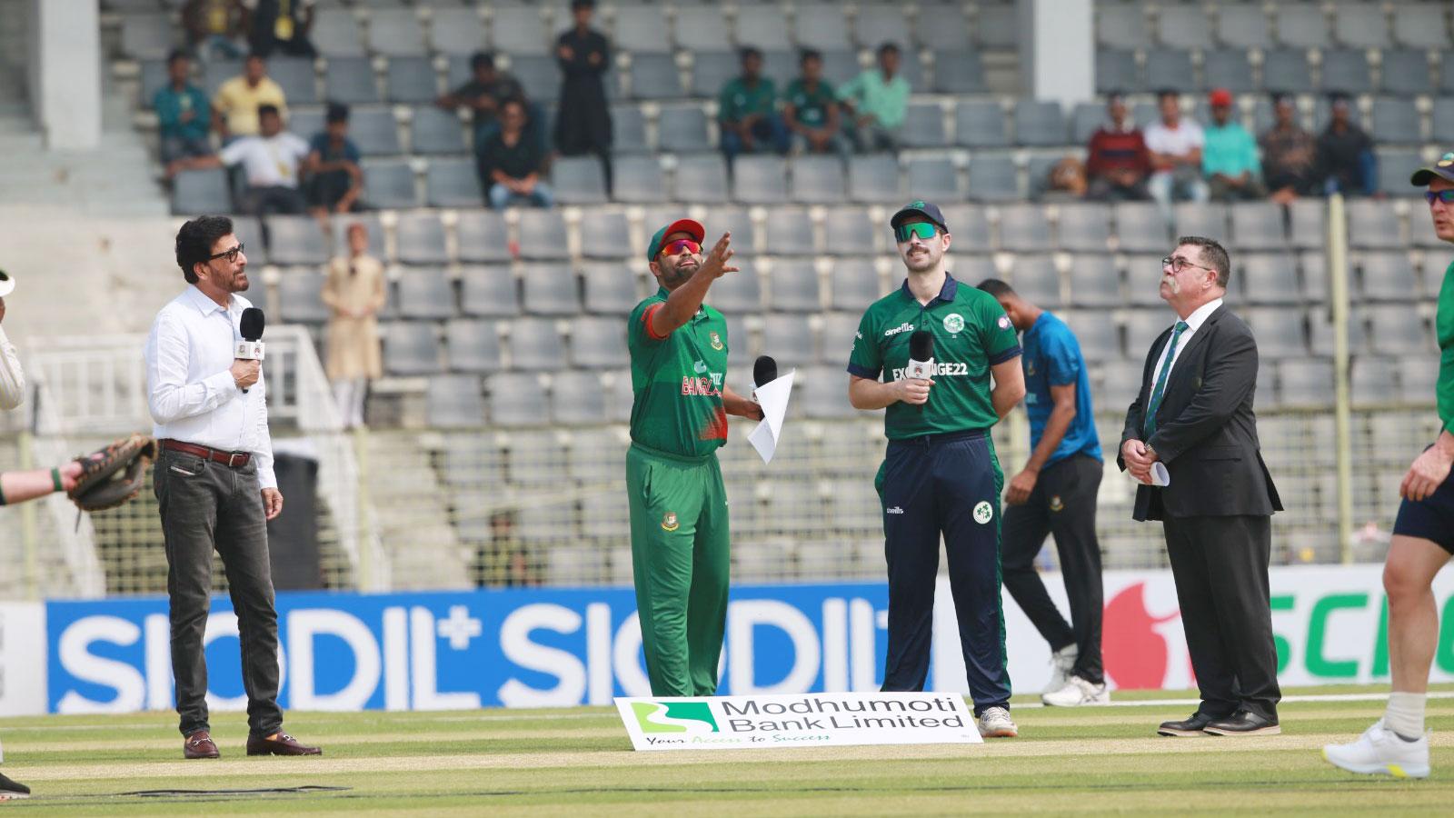 আবারও টস জিতে বাংলাদেশকে ব্যাটিংয়ে পাঠাল আয়ারল্যান্ড 