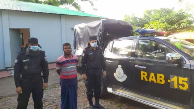 র‍্যাবের অভিযানে ১ লাখ ইয়াবা ও আগ্নেয়াস্ত্র উদ্ধার, আটক ৩ 