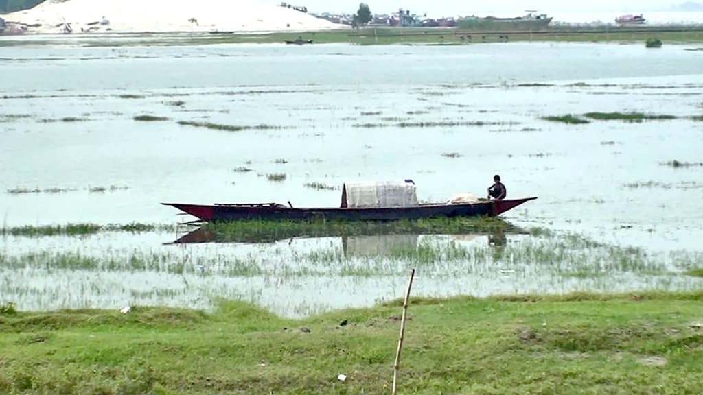 চরাঞ্চলের চাষিরা ফের দুশ্চিন্তায়