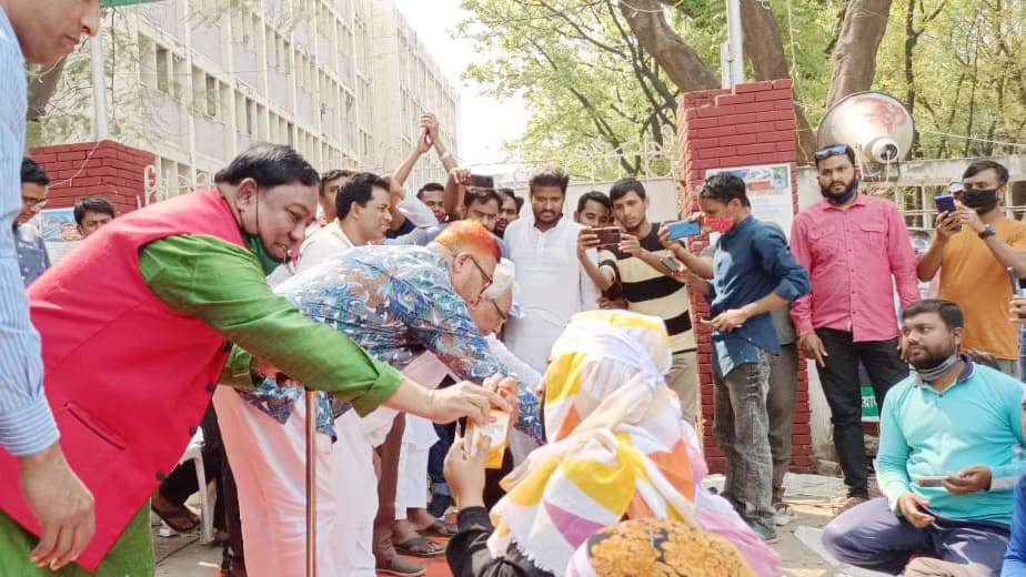 রেলওয়ের গেটকিপারদের অনশন স্থগিত